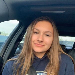 Meet your Posher, Savannah